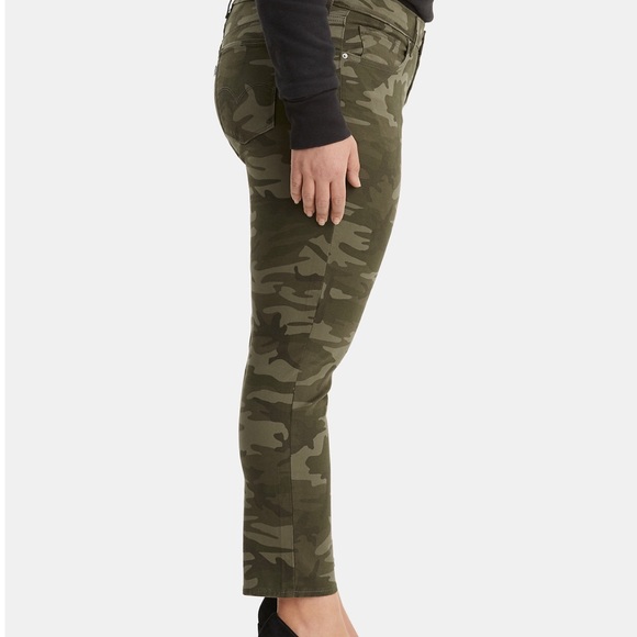 ๐HOST PICK ๐๐ Leviโs 711 Plus Size Skinny Jeans - Picture 6 of 6